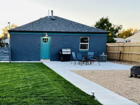Modern Cottage near Hospital