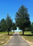 Log Cabin Retreat/Pet Friendly: Lake, Golf & Wine