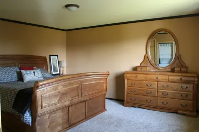 Brand New! Lake Front Rental With Mountain Views