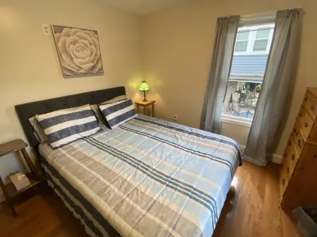 Serene 2-bedroom, 2-bath lakefront retreat on scenic Staffordville Lake