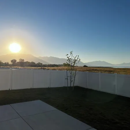 Beautiful home near Thanksgiving Point. Views of Utah Lake, sunrise and sunset