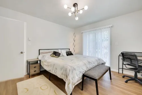 Pocono Lake and Ski retreat. Dog friendly. Free kayaks, grill, and fire pit Hotels in Coolbaugh Township