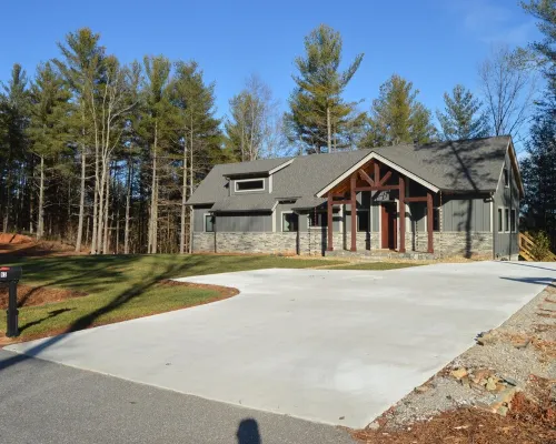 Lovely lakefront home with dock. Summertime stunner. Winter wonderland nearby. Hotels in McDowell County