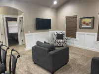 House by the park, fun for everyone!!!! Hoteles en Roosevelt