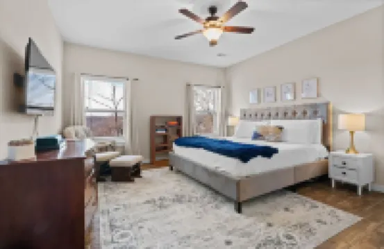 Hickory Hill Haven: Waterfront - Hot Tub - Fire Pit - Relax