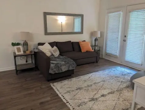 AUsome Auburn Condo 2b/2b