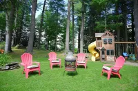 Large Cozy House- Family Friendly w/ Indoor Hot Tub, 5mi to Jay Peak