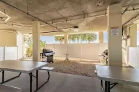 Top-Floor Waterfront Condo with Bay View + Pool and Hot Tub