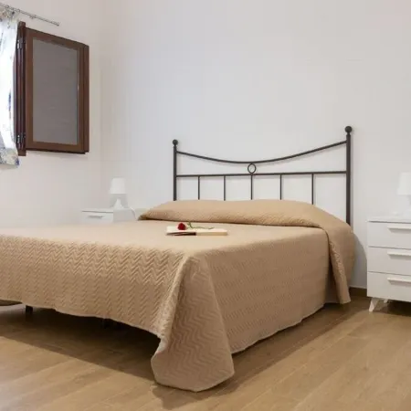 Charm, home emotions Baron sea view, swimming pool, wifi and BBQ