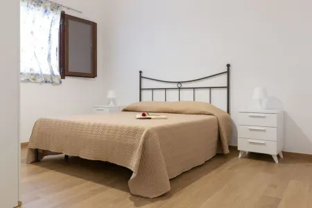 Charm, home emotions Baron sea view, swimming pool, wifi and BBQ