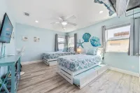 Rare Find, Inlaw suite, Oceanviews, Outside Dining, and Walk to Beach!