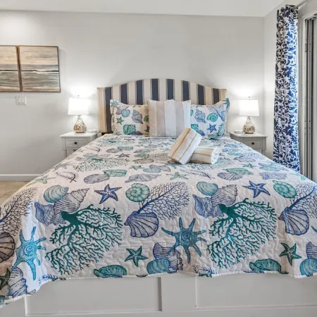 Sandy Toes: Open July 26 - 31!