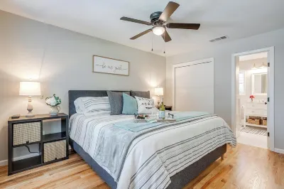 2-bedroom Home with Hot Tub near Granbury Square Hotel in zona Gallery 206