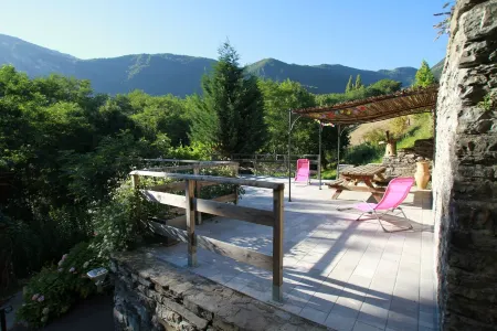 Comfortable gite for couples