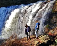 5.5 Acre Creek Front ~ Hi Speed Internet/ROKU TV