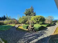 Stunning home, amazing ocean and forrest views! Pet friendly & close to beaches! - balcony