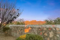 Comfy SW Home with Private Yard & Mountain Views!