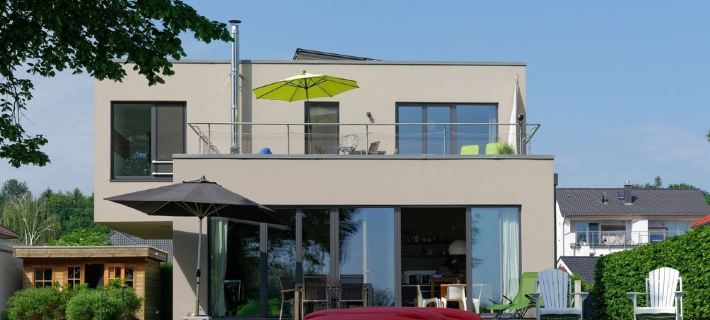 House on the Havelbogen directly on the water with canoe and jetty, terrace apartment Hotéis em Werder