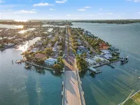 Luxurious Waterfront Mansion! Minutes to the Beach!