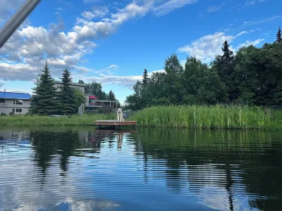 Lake view 2 bedroom with kitchen and balcony Hotels in 