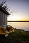 Relax at Sunset Cabin — Panoramic Lakefront Views!