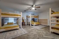 Lake Front | 2 Boat Slips | Hot Tub | Game room Hotels in Union Parish