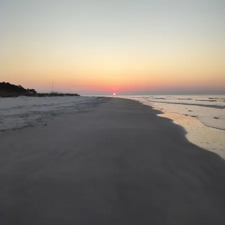 Discounted Fall Rates! Private Sea Pines Home w Large Deck. Great for Couples!