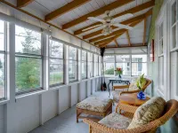 Serene spot, West River dock, sunsets, the Bay, only 40 min from Alexandria, DC.