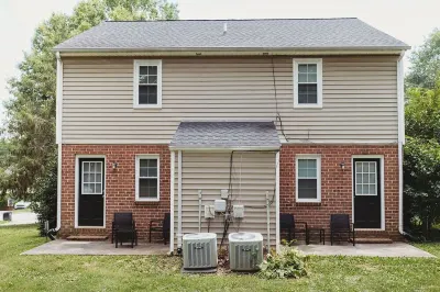 Convenient Home Only 4 Minutes From LU Hotels near Lynchburg Pawn Shop Inc.