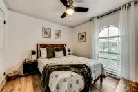 Afar Modern Vacation Home