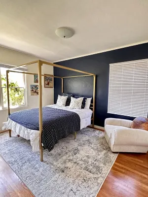 Charming Historic Lompoc Home.  Central Coast Wine Country, Pet Friendly Flying Goat Cellars附近的飯店