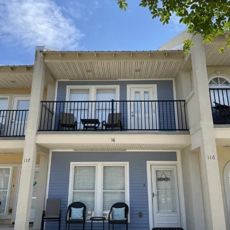 Beautiful beach/sunset view 2BR/2.5 bath Condo off the Mississippi Gulf Coast!