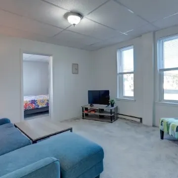 Parkview, Apt #5Parkview Historic Apartment