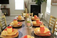 Casa Frida - Luxurious Dallas Dream Retreat: Your Exclusive Vacation Home Hotels in Paulding County