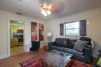 LOCATION! COZY COMFORT 2 BLOCKS FROM PARK AVE W POOL, HOT TUB AND GRILL STATION!