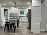 BRAND NEW 8 Bedroom House/On Shuttle Route/Walk to Downtown /Minutes to Okemo