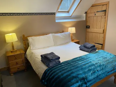 Wood fired Hot Tub Hotels near Glen Etive