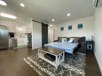 🏖 🏐 Upstairs Valley Beach Escape Apartment 🛹 💦 🏀4