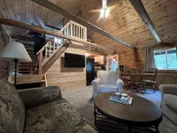 Waterfall Cabin - Pictured Rocks Lodging