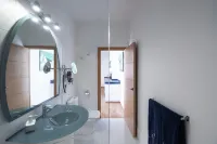 CORNER OF THE OCEAN. POOL-JACUZZI-CLIMATIZED SPA. SEA VIEWS-WIFI- SATELLITE TV