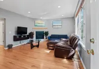 Spacious, Clean and Steps from Wrigley Field!