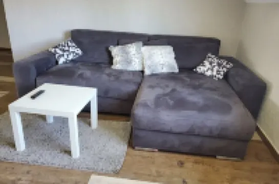 Großzügige DG Wohnungkehr Wiederfür 1-8 Personen Bestens Familiengeeignet