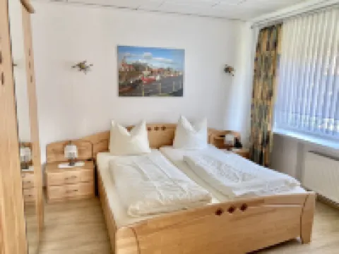 Vacation apartment, ground floor, WLAN, covered terrace, wood-burning stove