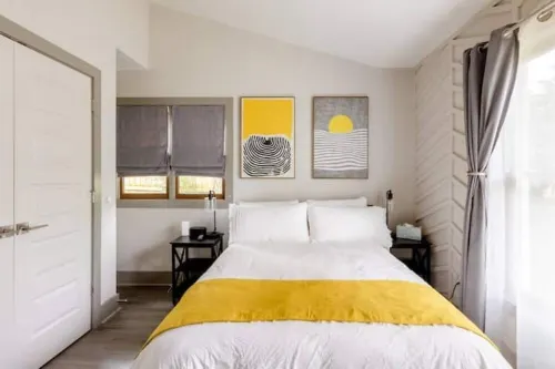 Luxe Decatur Duplex - Both Sides