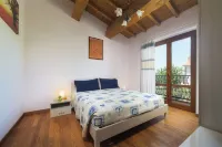 CASAMORENA The luxury of silence: swimming pool, relaxation, nature, privacy Hotel a Montegabbione