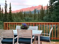 Clean & quiet cabin with stunning mountain views