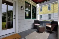 Newly Renovated Gem in Melrose  - Pet Friendly - 4 estrellas