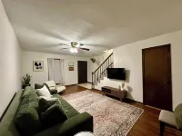 Vintage modern / boho Gallatin townhome!