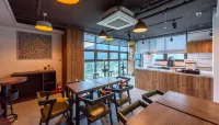Friemily Poolvilla & Hotel - breakfast