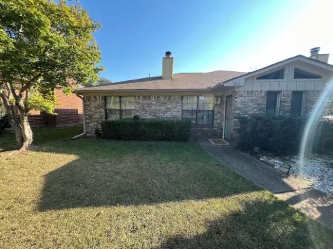 Charming 2-bedroom 2 bath duplex in the heart of Tyler!